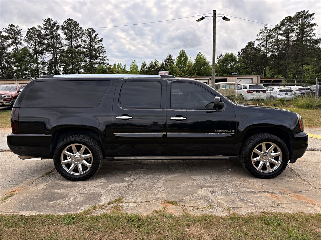 Used 2007 GMC Yukon XL Denali AWD/4WD image 4