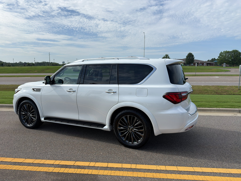 Used 2021 INFINITI QX80 Premium Select w/ Cargo Package RWD image 7