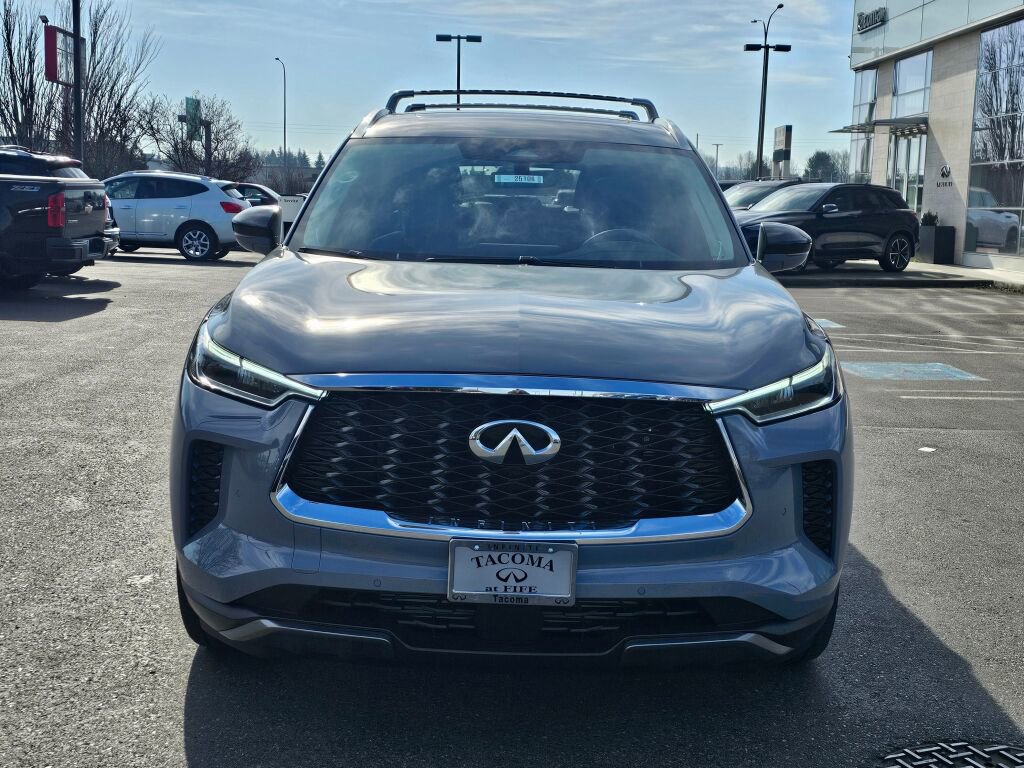 New 2025 INFINITI QX60 Sensory image 2