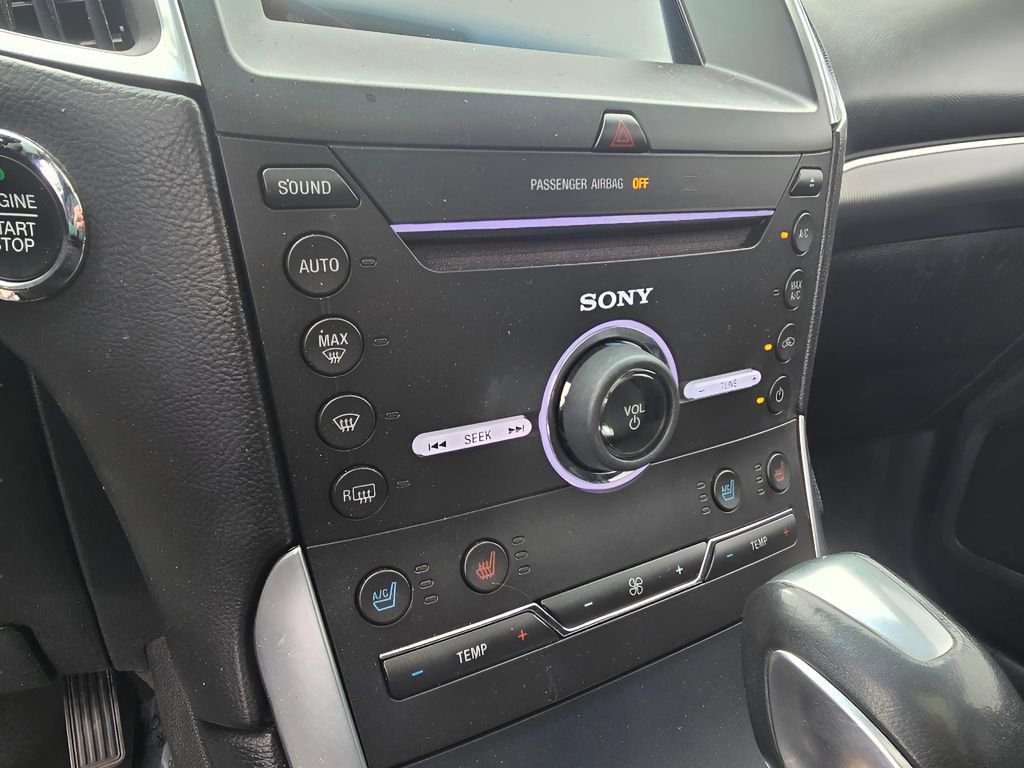 Used 2016 Ford Edge Titanium w/ Equipment Group 301A image 22