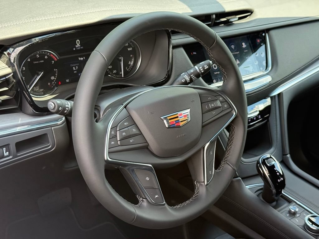 New 2026 Cadillac XT5 Luxury FWD image 13