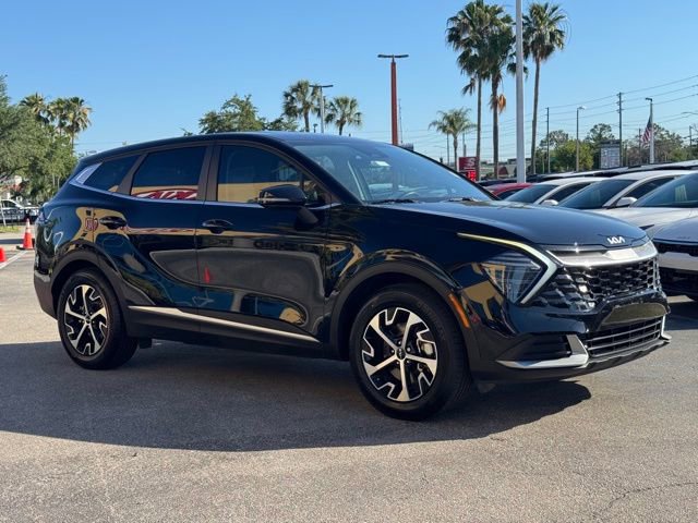 Certified 2025 Kia Sportage EX FWD image 4