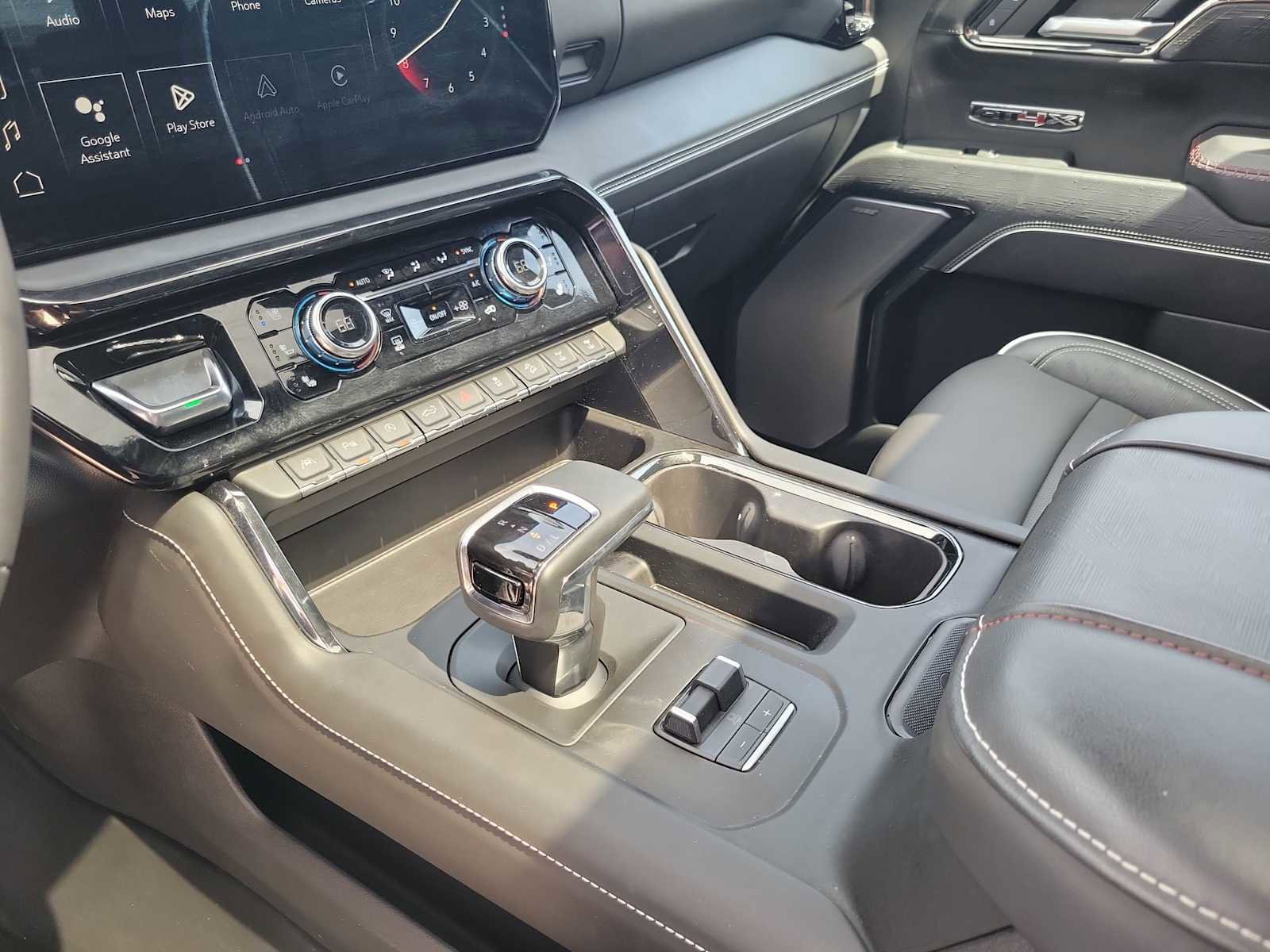 Used 2024 GMC Sierra 1500 AT4X image 21