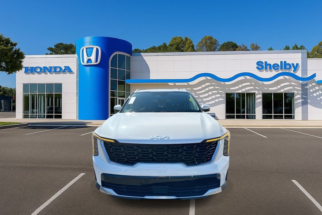 Used 2025 Kia Sorento EX image 3