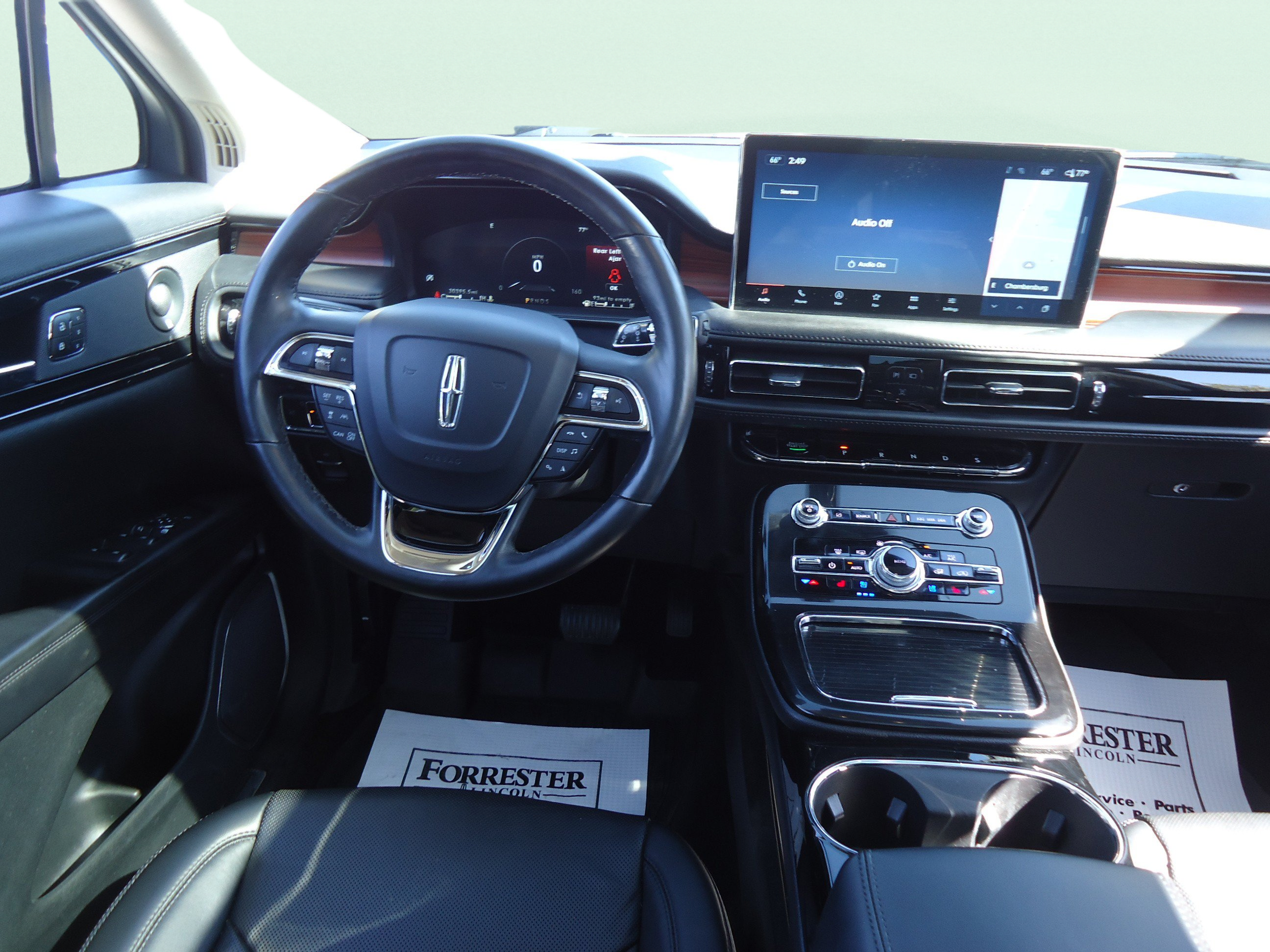Certified 2023 Lincoln Nautilus Reserve w/ Equipment Group 201A AWD/4WD image 11