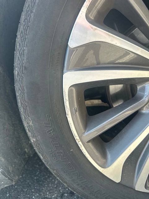 Used 2019 Acura MDX w/ Technology Package AWD/4WD image 2