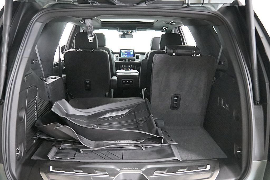 Used 2024 Chevrolet Tahoe RST w/ Luxury Package AWD/4WD image 11