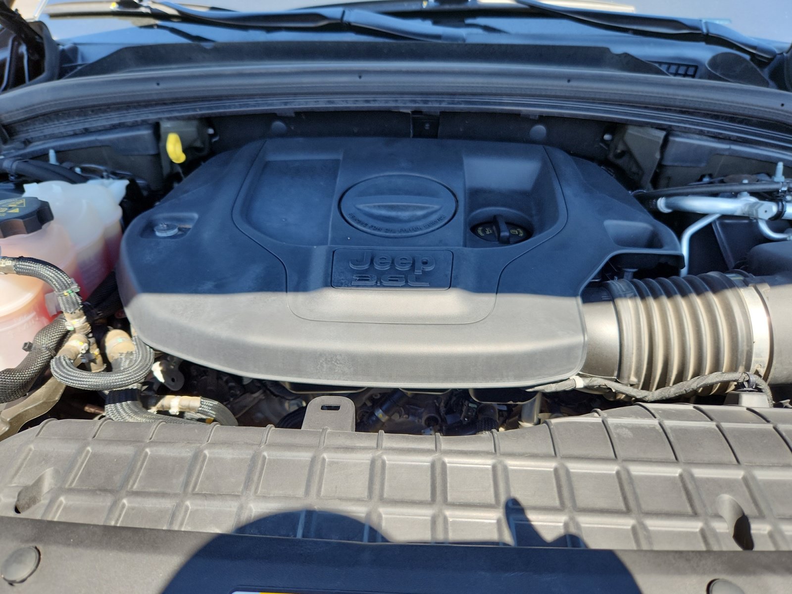 Used 2021 Jeep Grand Cherokee L Overland AWD/4WD image 20