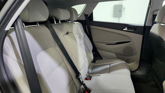 Used 2019 Hyundai Tucson SE image 25