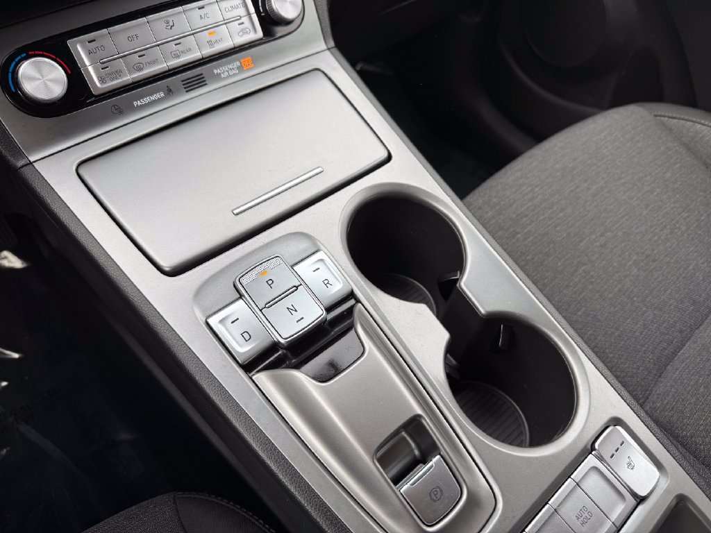 Used 2023 Hyundai Kona SE FWD image 31