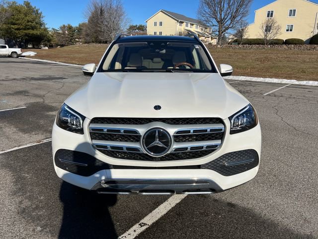 Used 2021 Mercedes-Benz GLS 450 4MATIC image 3