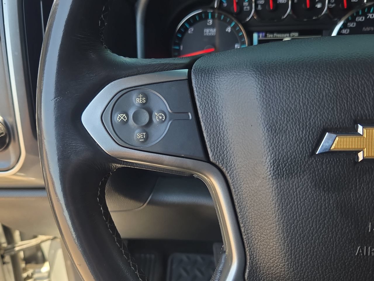 Used 2018 Chevrolet Silverado 1500 LT w/ Trailering Package RWD image 16