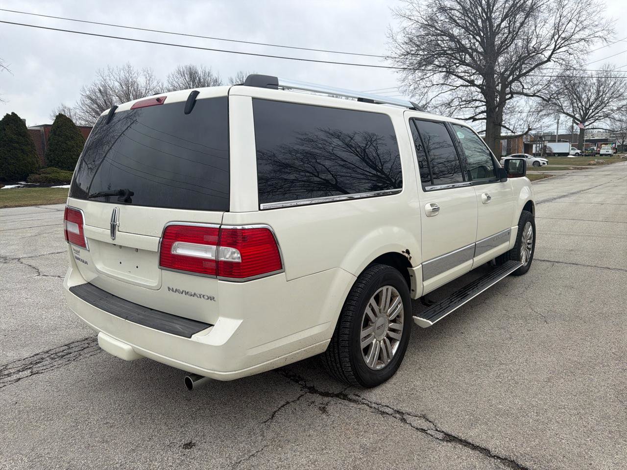 Used 2008 Lincoln Navigator L 4WD image 5