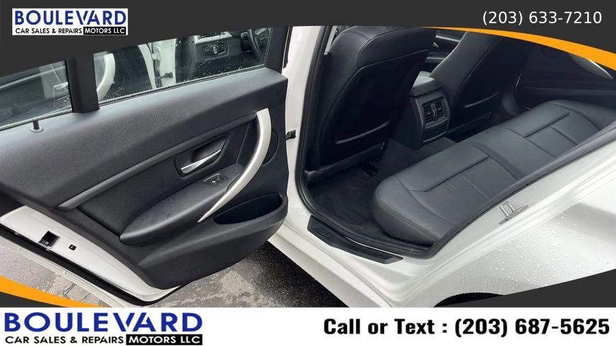 Used 2014 BMW 320i Sedan RWD image 30