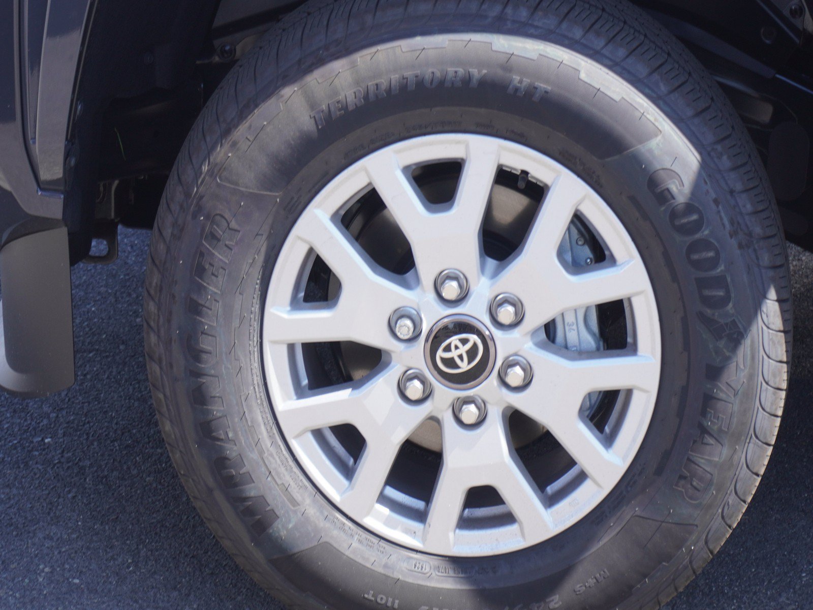 New 2026 Toyota Tacoma SR5 AWD/4WD image 8