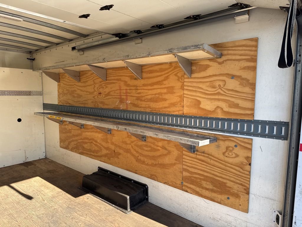 Used 2023 Chevrolet Express 3500 w/ Power Convenience Package image 7