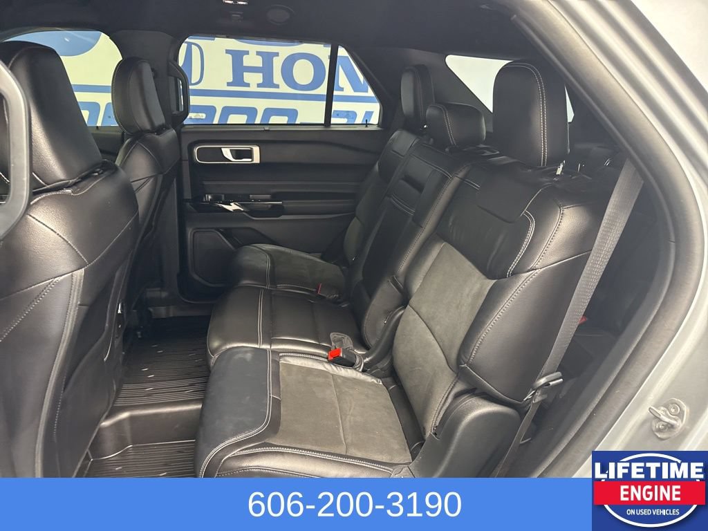 Used 2023 Ford Explorer ST AWD/4WD image 16
