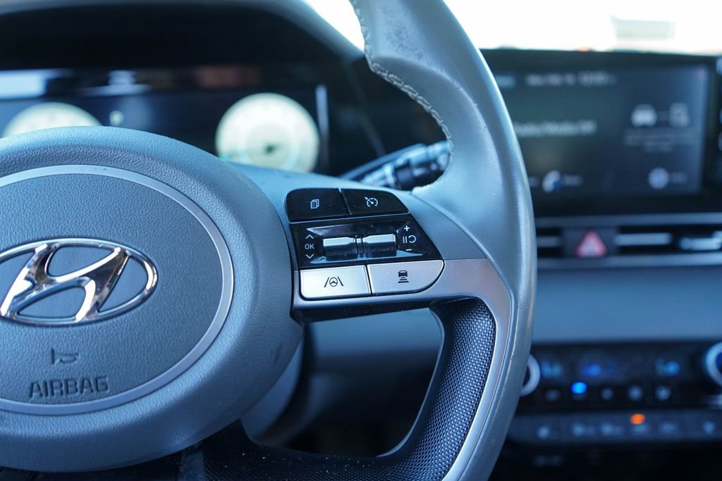 Used 2022 Hyundai Elantra SEL w/ Convenience Package image 26