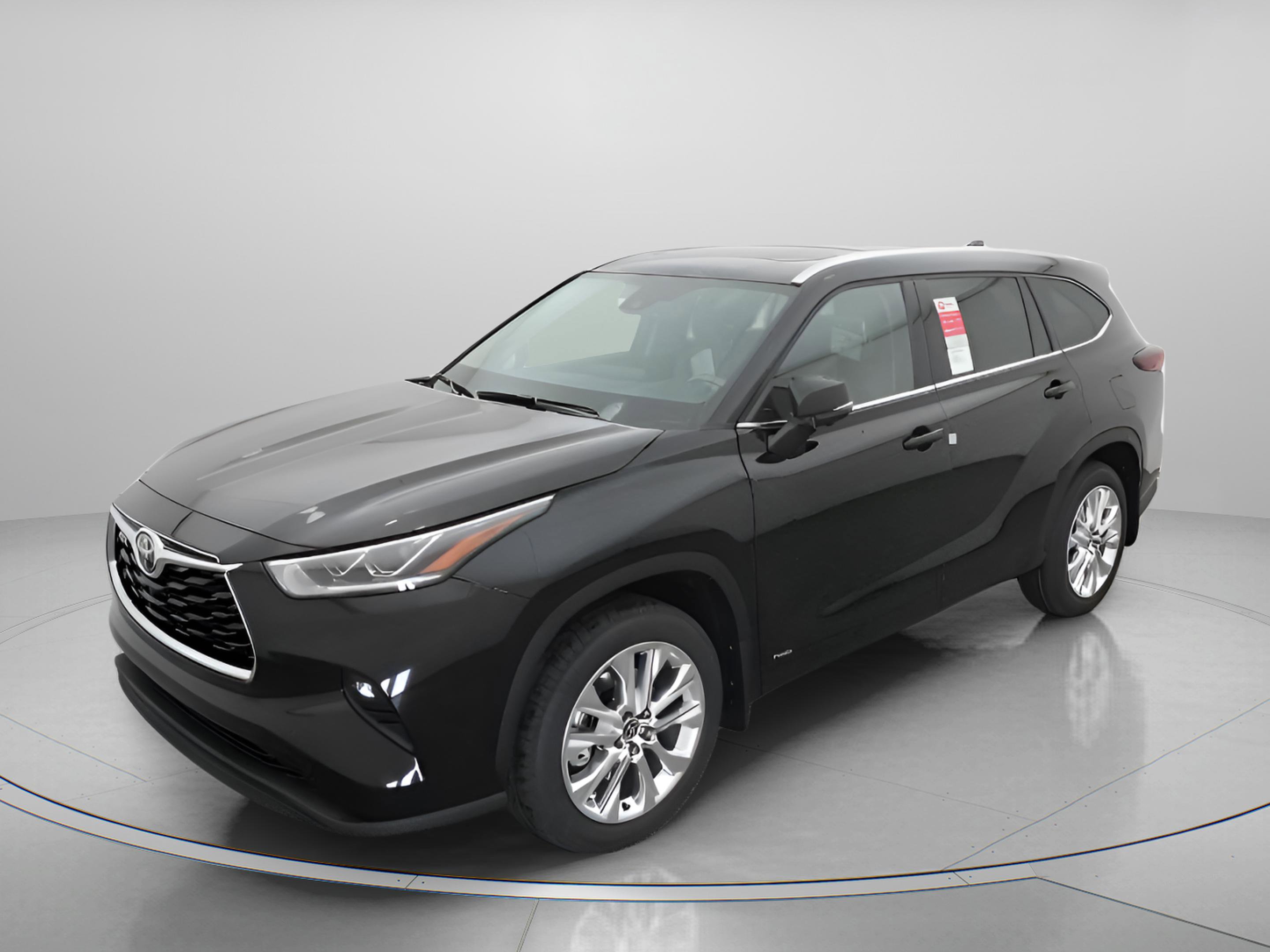 New 2026 Toyota Highlander Limited image 2