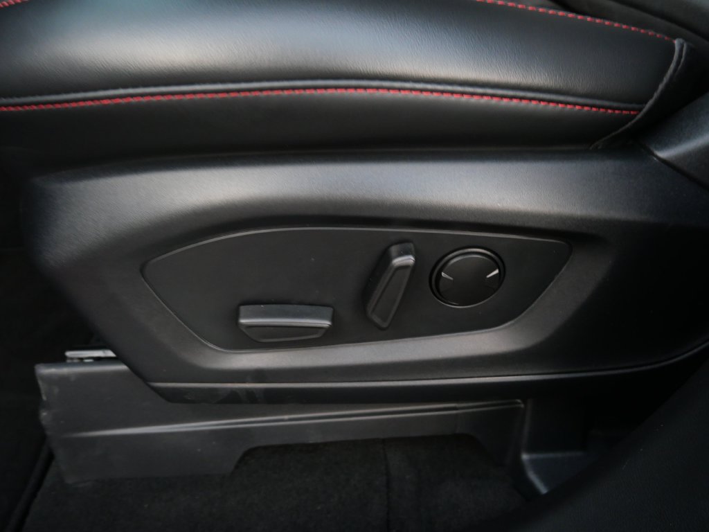 Certified 2025 Ford Explorer ST-Line AWD/4WD image 15