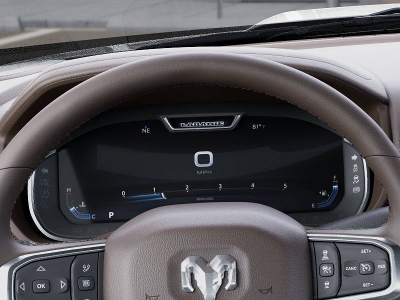 New 2026 RAM 2500 Laramie AWD/4WD image 18