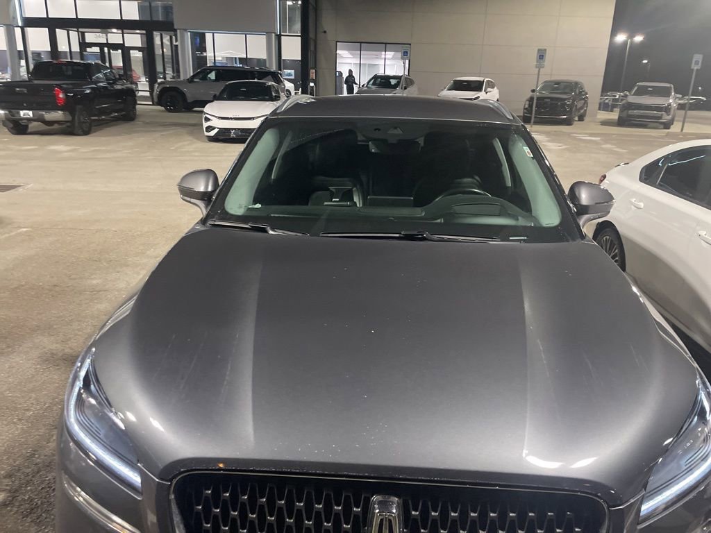 Used 2022 Lincoln Corsair Reserve w/ Luxury Package image 9