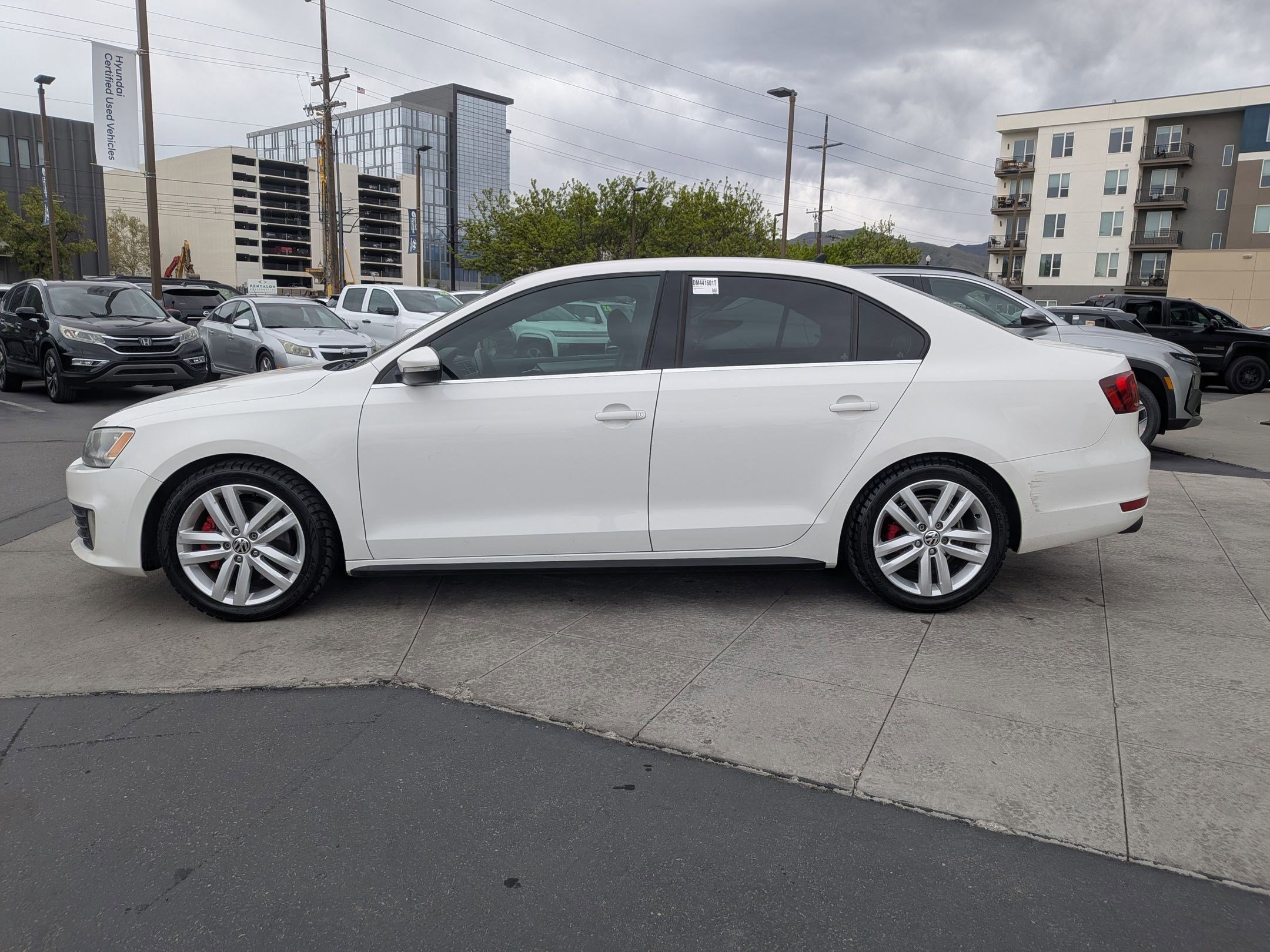 Used 2013 Volkswagen Jetta GLI image 9