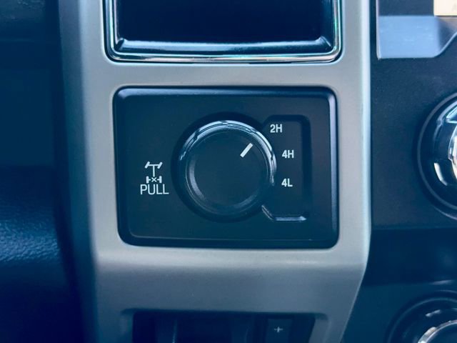 Used 2019 Ford F250 Lariat w/ Chrome Package AWD/4WD image 25