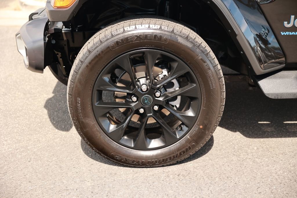 Used 2025 Jeep Wrangler Unlimited Sahara image 11