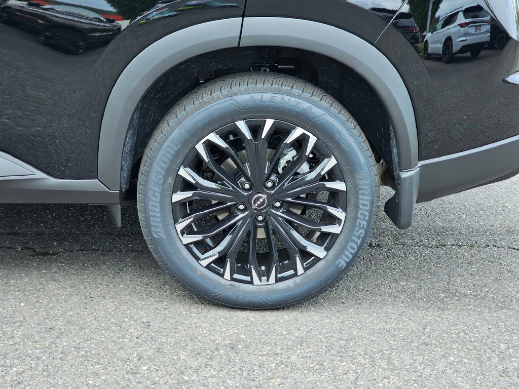 New 2026 Nissan Rogue Dark Armor AWD/4WD image 9