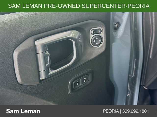 Used 2025 Jeep Gladiator Sport image 17