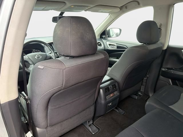 Used 2020 Nissan Pathfinder SV w/ Cargo Package FWD image 13