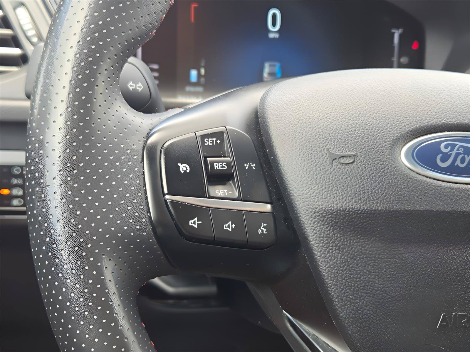 Used 2024 Ford Escape ST-Line FWD image 27