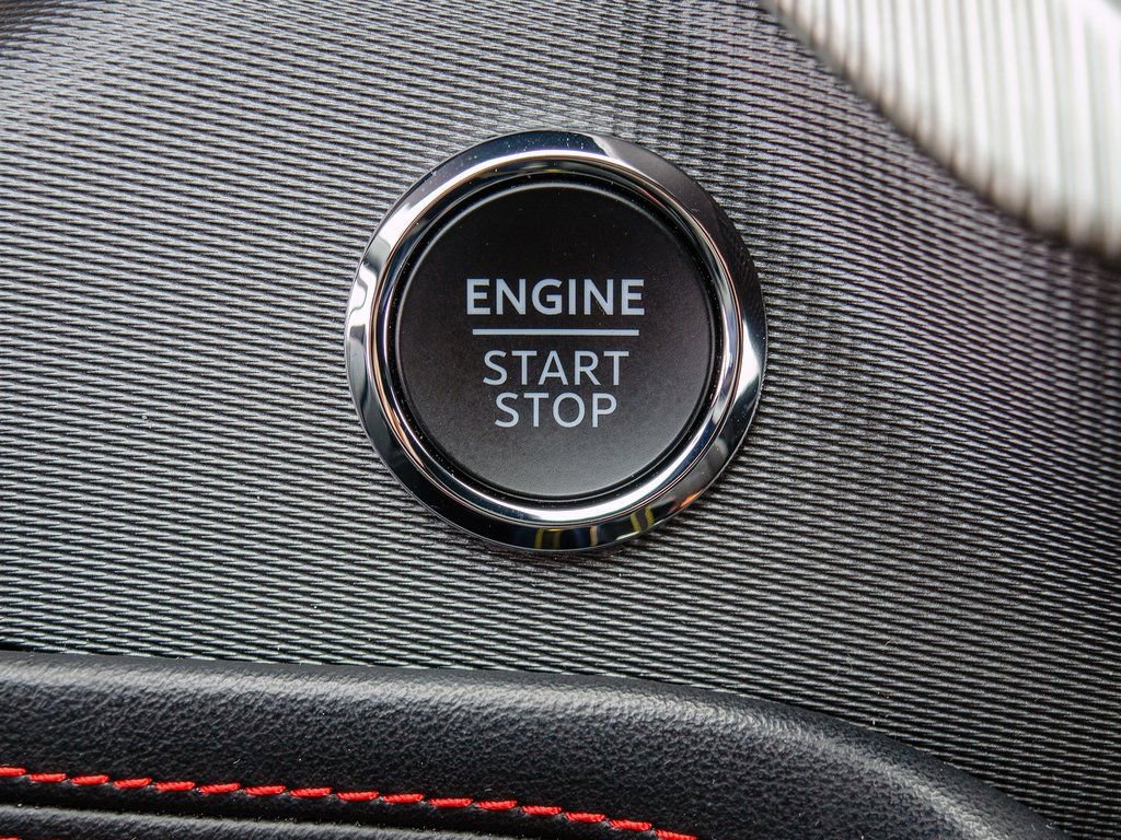 Used 2025 Ford Explorer ST-Line w/ ST-Line Street Pack image 18