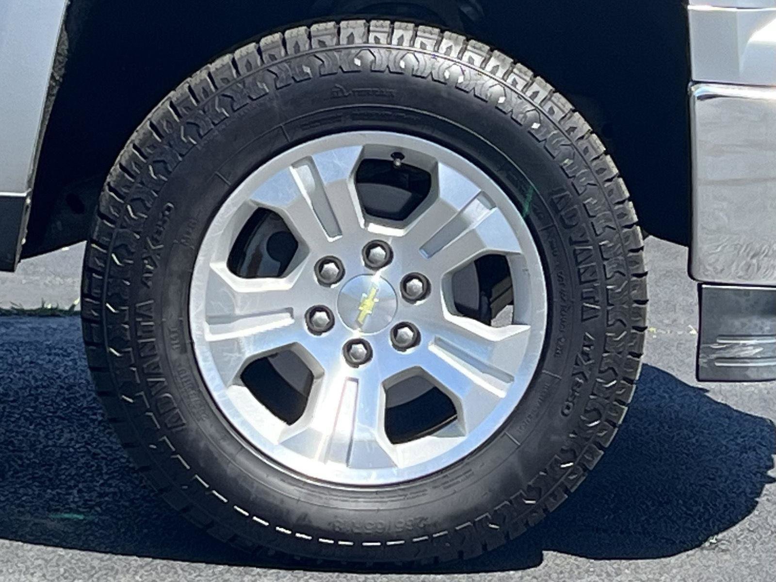 Used 2015 Chevrolet Silverado 1500 LT w/ All Star Edition AWD/4WD image 27