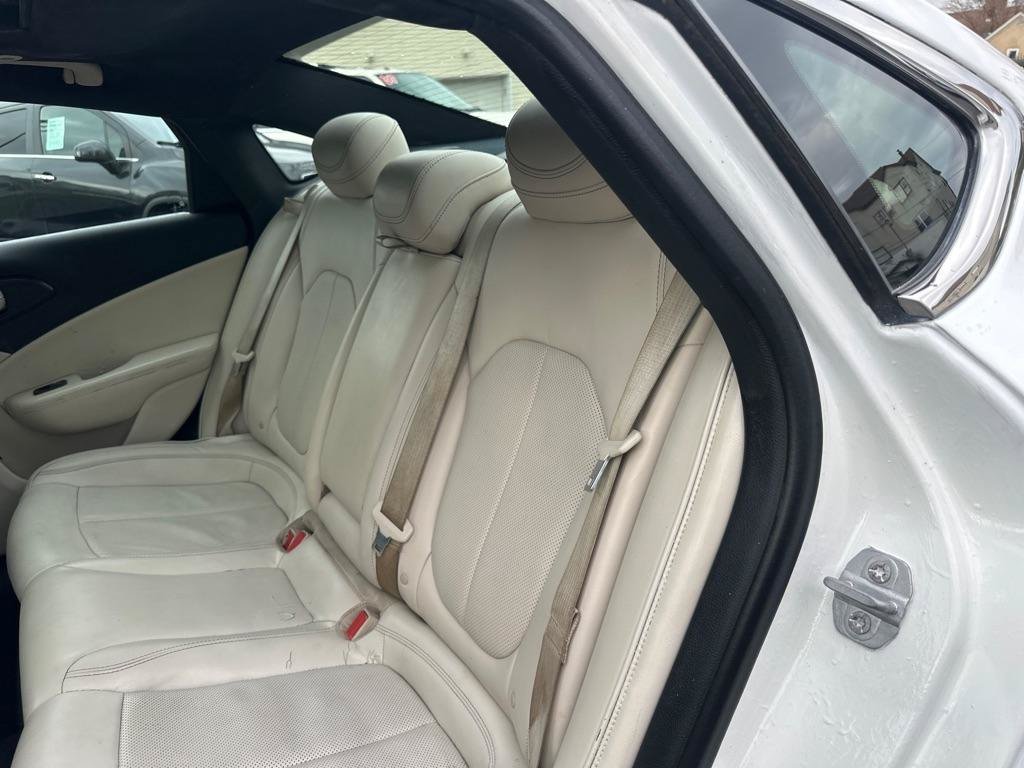 Used 2015 Chrysler 200 C w/ Navigation & Sound Group I AWD/4WD image 10