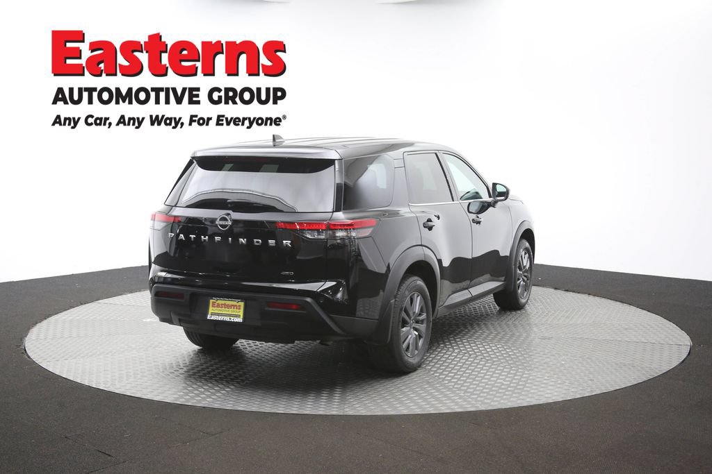 Used 2024 Nissan Pathfinder S AWD/4WD image 40