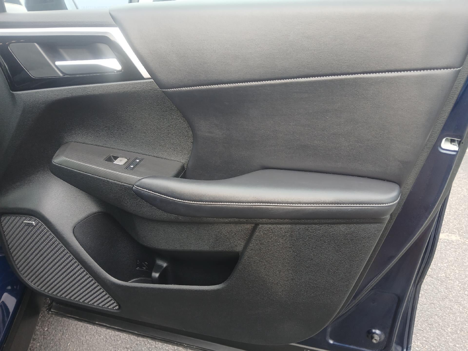 Used 2025 Mitsubishi Outlander SE AWD/4WD image 21