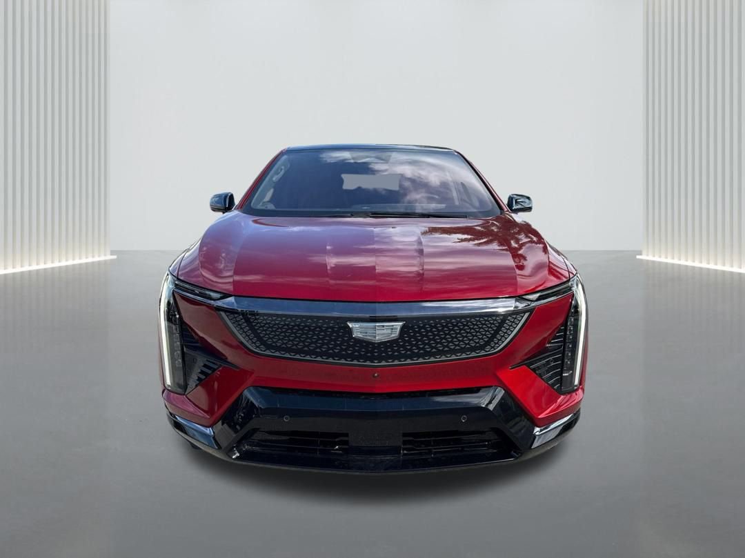 New 2025 Cadillac Optiq Sport 1 w/ LPO, ONYX Package image 2