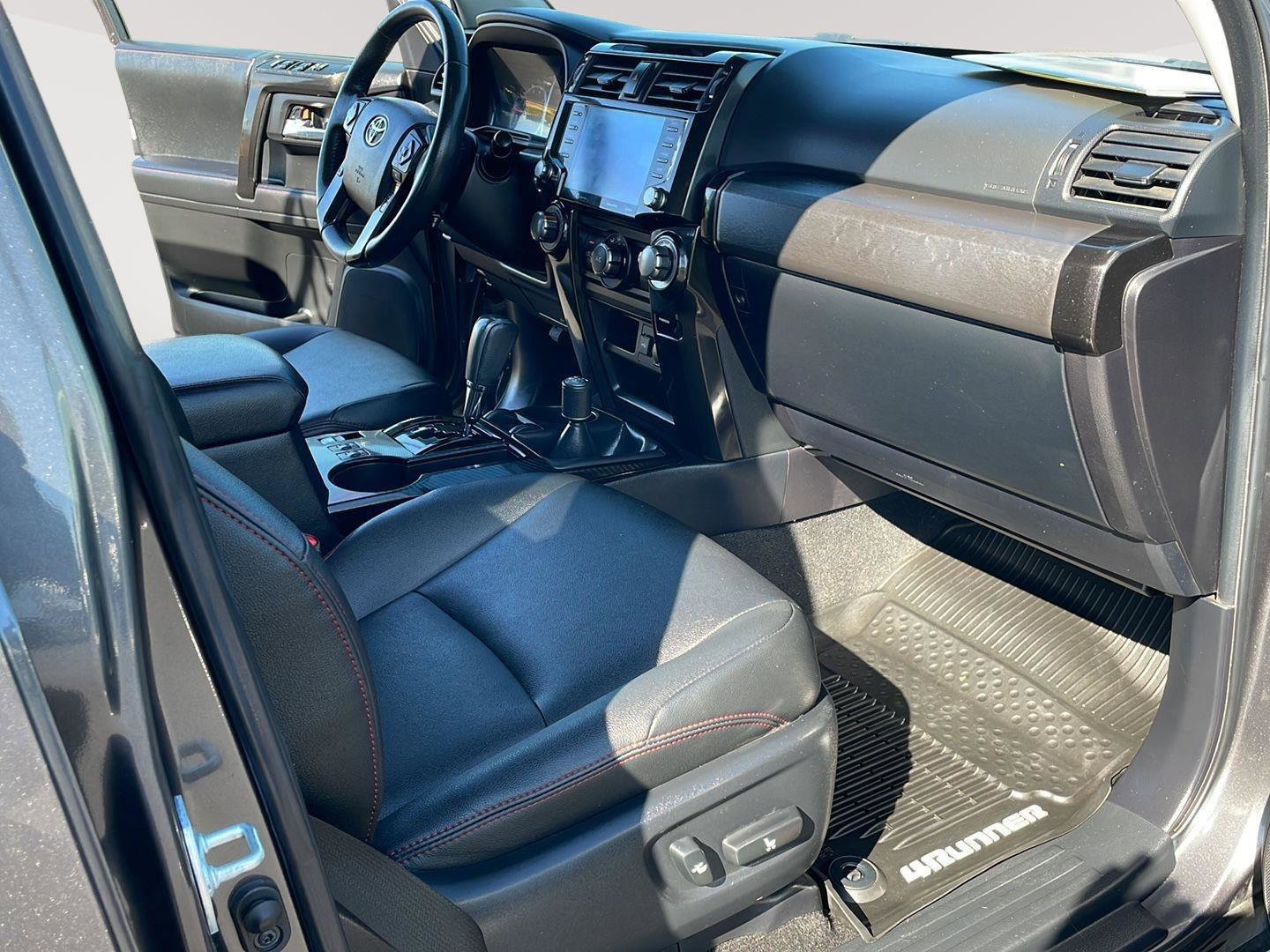 Certified 2020 Toyota 4Runner Venture image 15