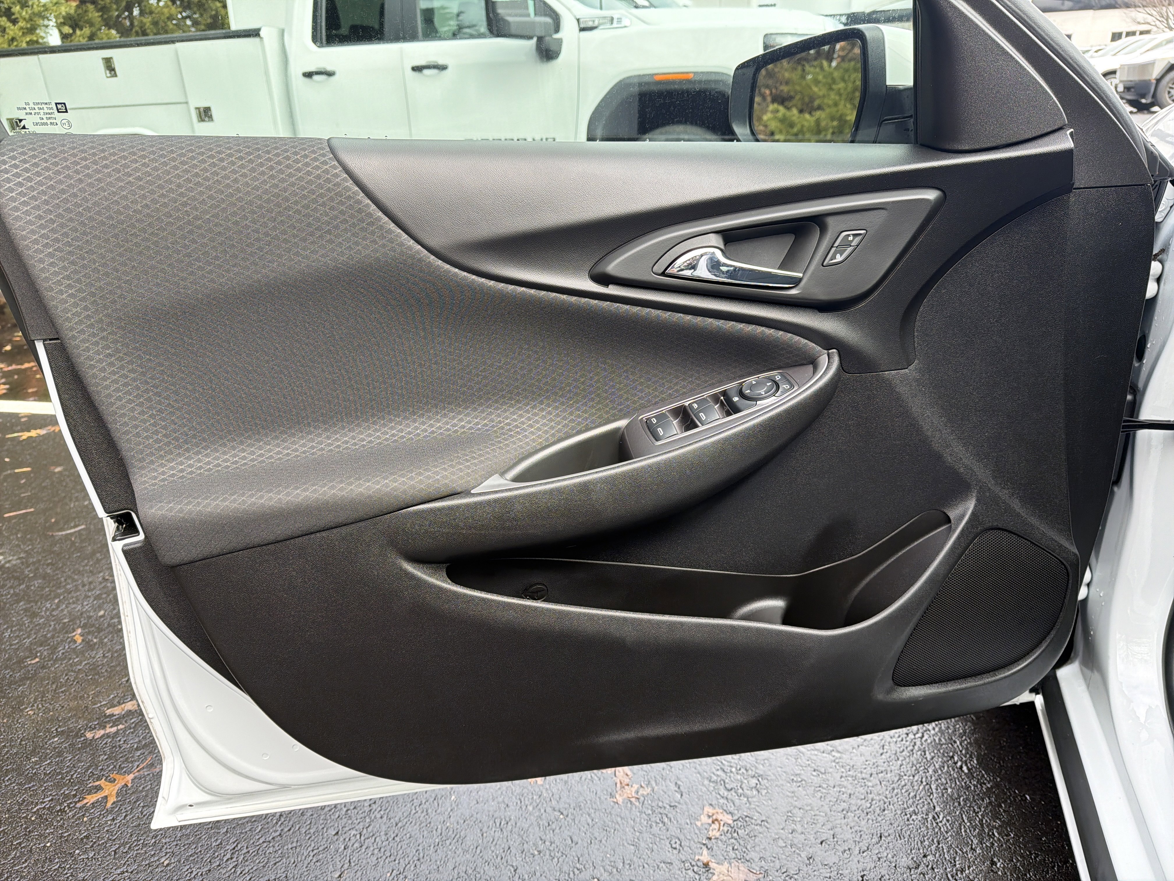 Used 2023 Chevrolet Malibu LT image 14