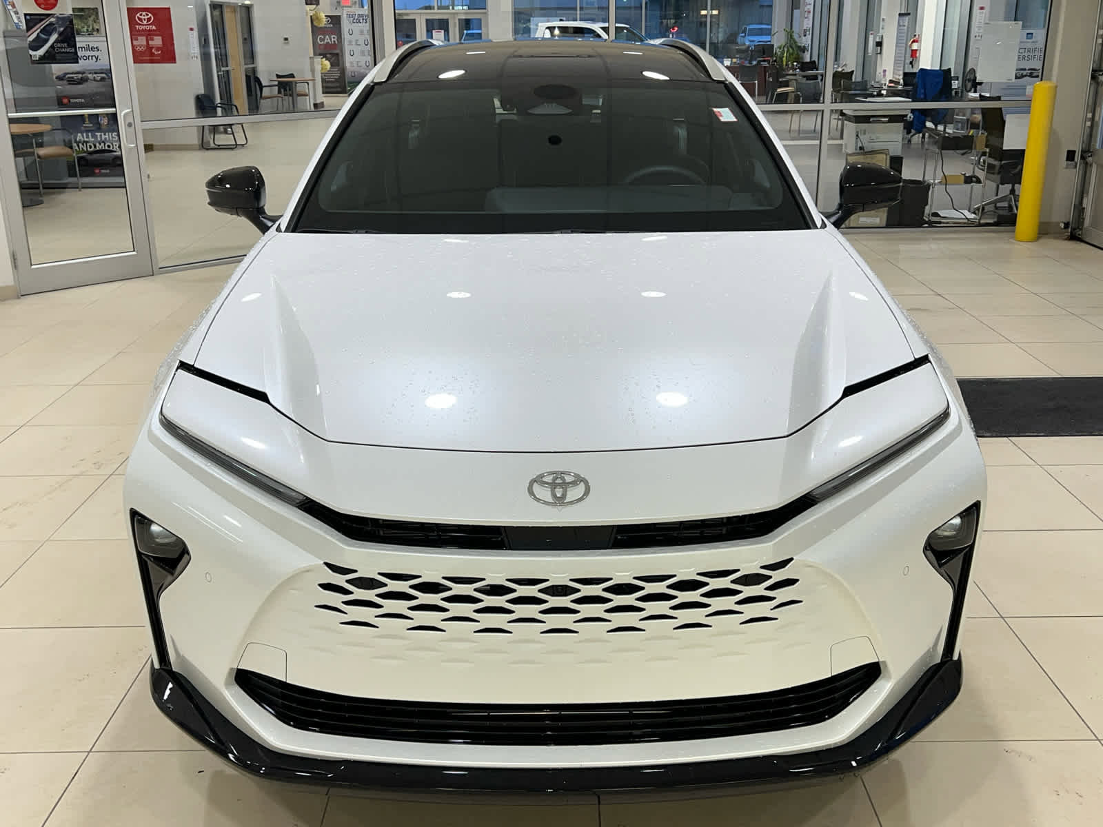 New 2026 Toyota Crown Signia w/ Advanced Technology Package image 3