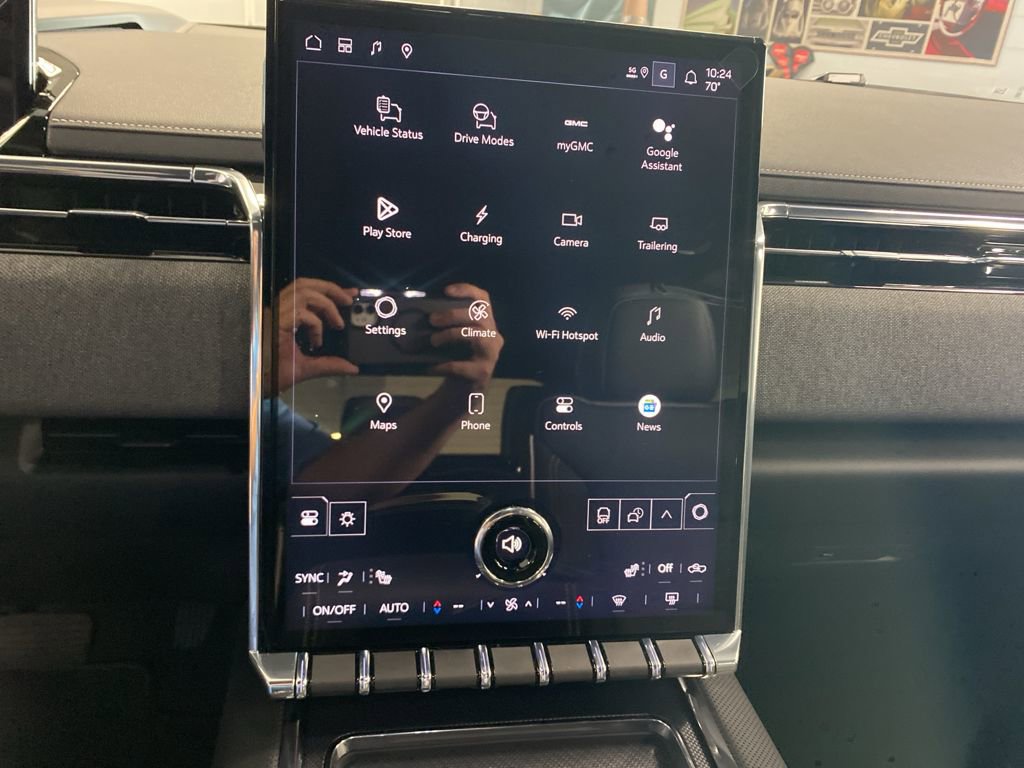 New 2026 GMC Sierra EV Elevation image 22