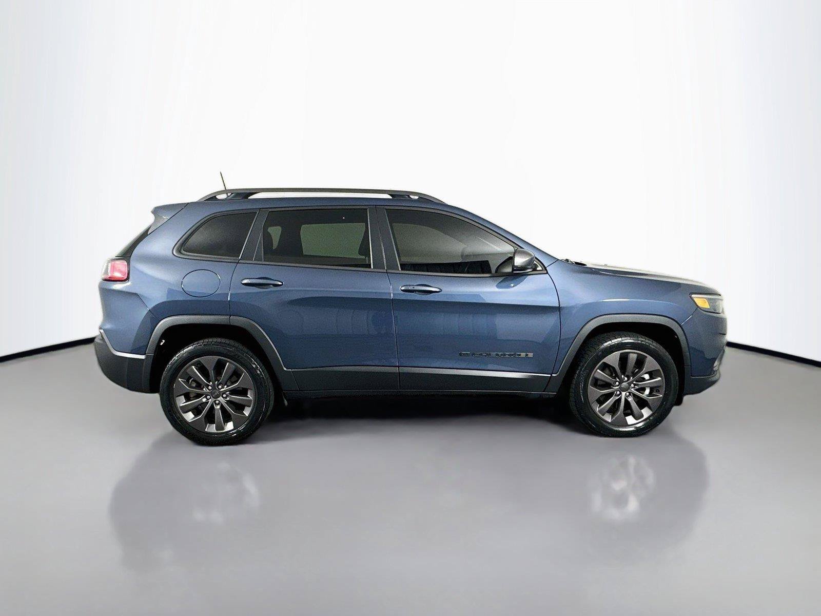 Used 2021 Jeep Cherokee Latitude Lux 80th Anniv w/ Quick Order Package 26U 80TH AWD/4WD image 18