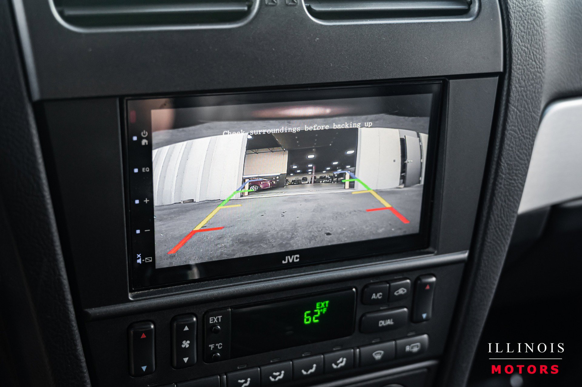 Used 2003 Ford Thunderbird Deluxe image 17