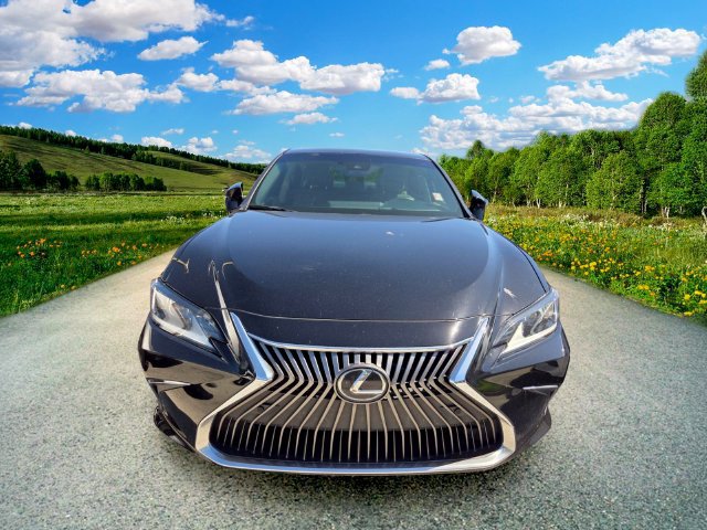 Used 2020 Lexus ES 350 w/ Premium Package FWD image 2