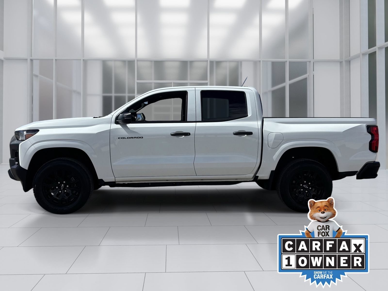 Used 2026 Chevrolet Colorado W/T w/ WT Custom Package RWD image 3