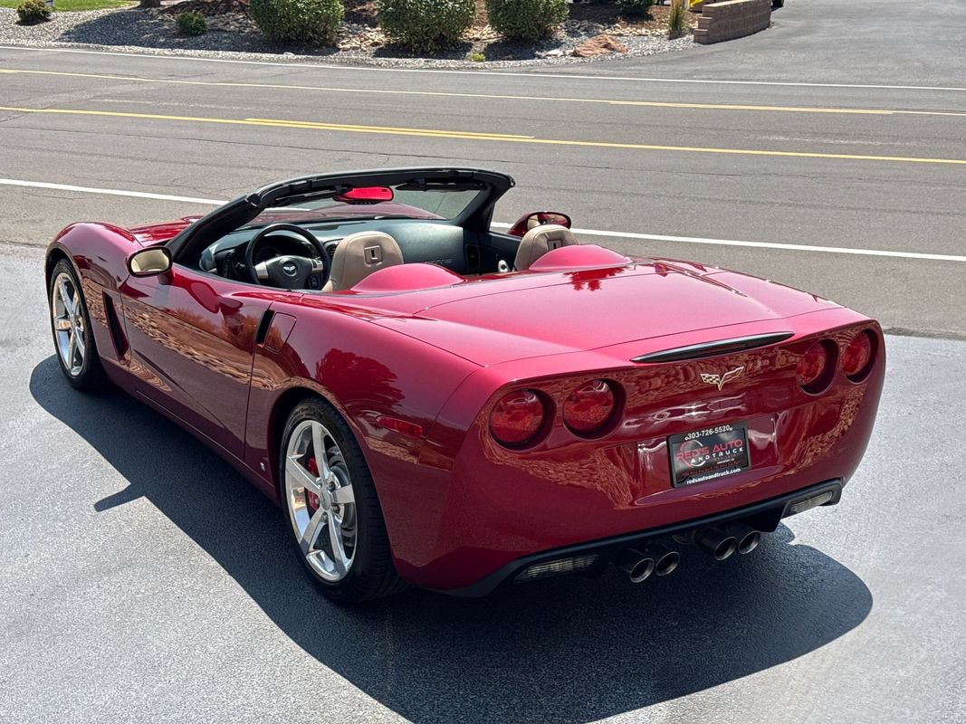 Used 2008 Chevrolet Corvette Convertible w/ Preferred Equipment Group RWD image 95