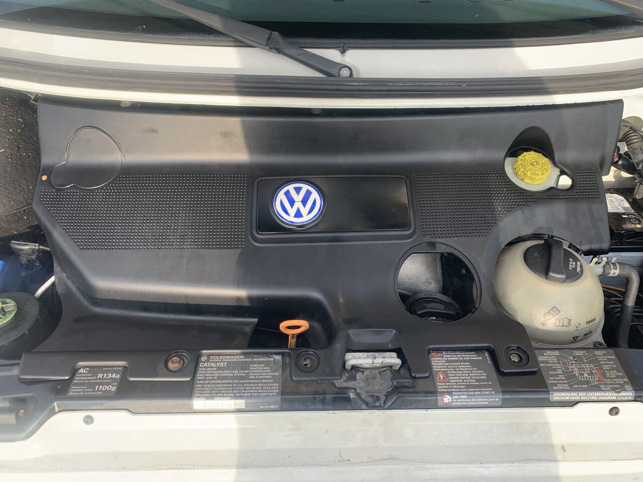 Used 2002 Volkswagen Eurovan MV image 25