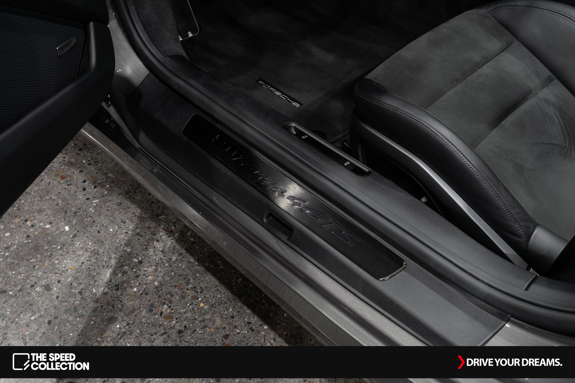 Used 2024 Porsche 911 Targa 4 GTS w/ Premium Package image 15